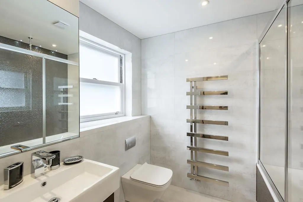 High Street Kensington Apartment-1